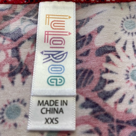 LulaRoe Geometric  & Floral Printed Perfect T High Low Top-#0226 - Picture 11 of 12